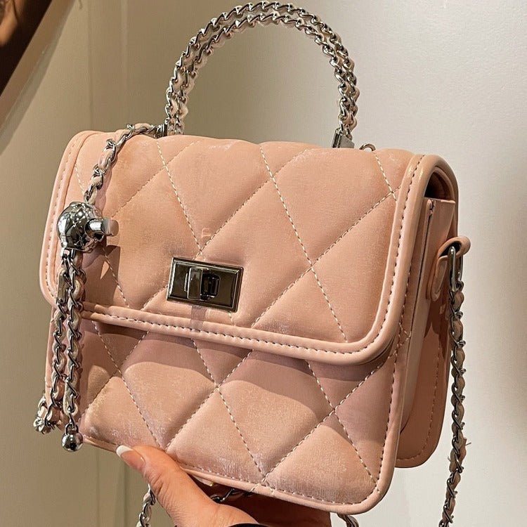 Women's Portable Diamond Chain Messenger Bag TinyTrek UAE