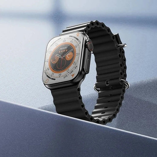 IP68 Waterproof Smart Watch © TinyTrek UAE