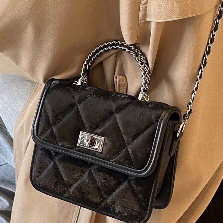 Women's Portable Diamond Chain Messenger Bag TinyTrek UAE